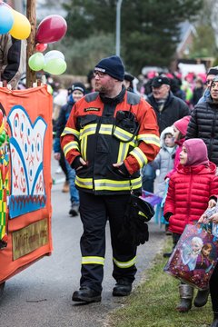 Bild 302 - Latuff Umzug